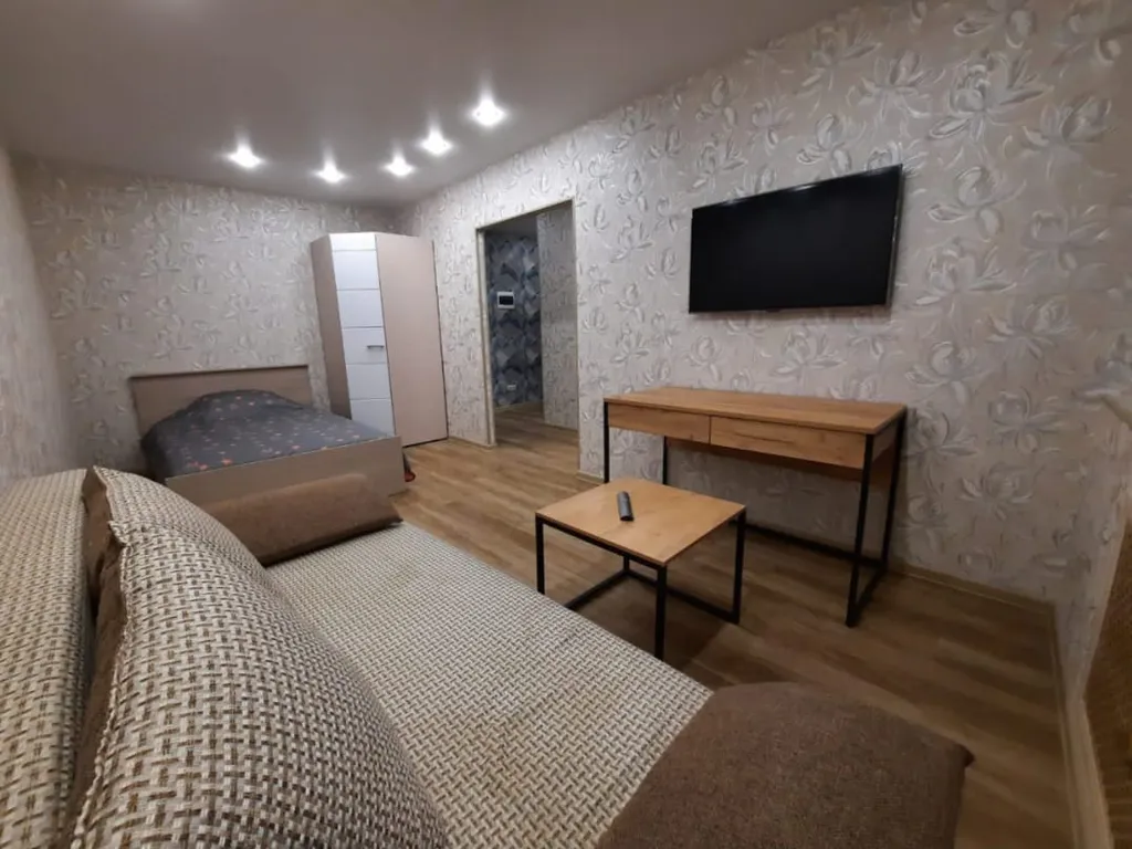 Красивая, очень уютная квартира в центре города — аренда посуточно в Норильск