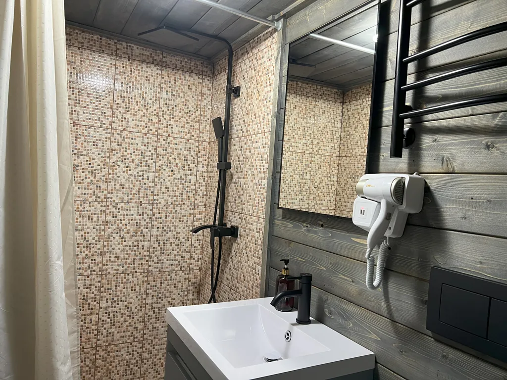 Сафари-тент с подогреваемым бассейном