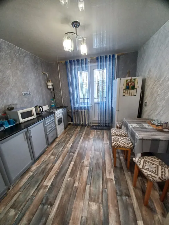 Уютная, просторная квартира возле Аквапарка