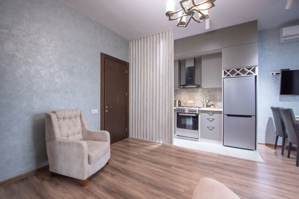 Современные 2-комнатные апартаменты с балконом у метро Тех.университет