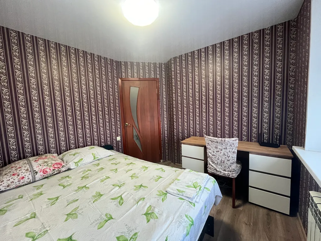 Уютная трехкомнатная в Заводском районе