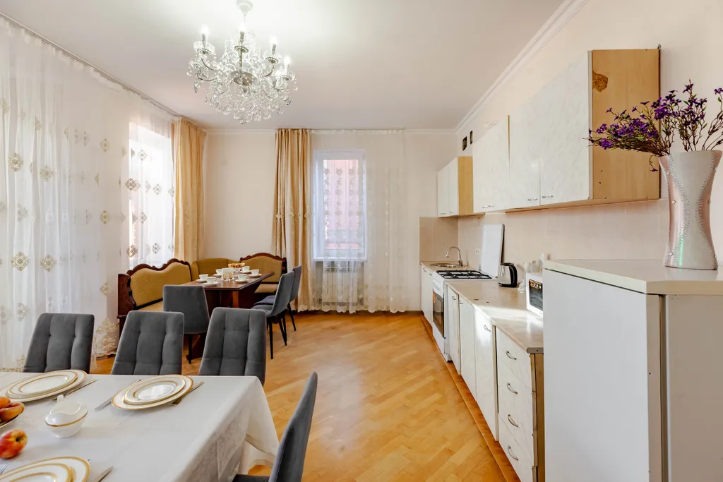 Уютный дом в центре города