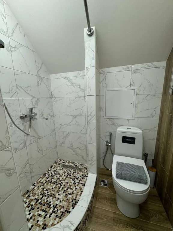 Коттедж Домик с террасой в центре — Сочи