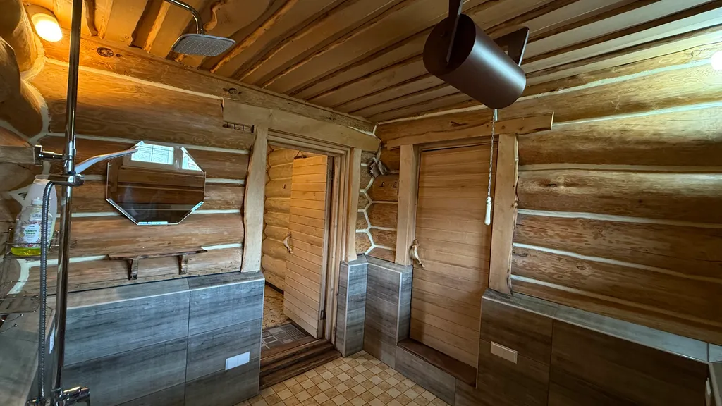 Домик у реки