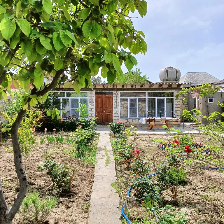 Уютный домик у моря