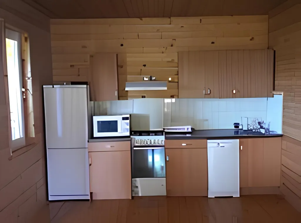 Большой дом на берегу Вселуга