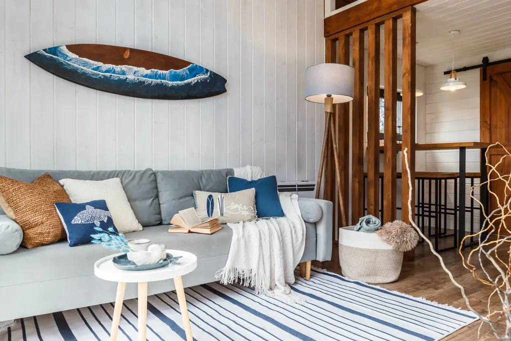 Коттедж Тини Хаус с мансардным окном от Дом Шелуха (Sheluha house) — Можайск