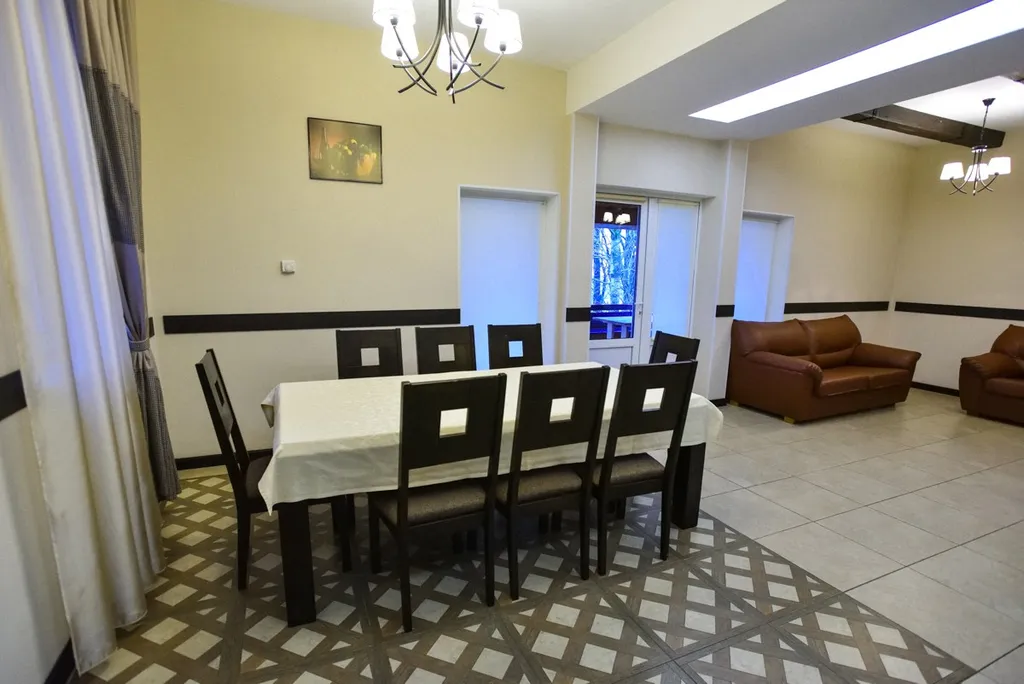 4-комнатный Дом