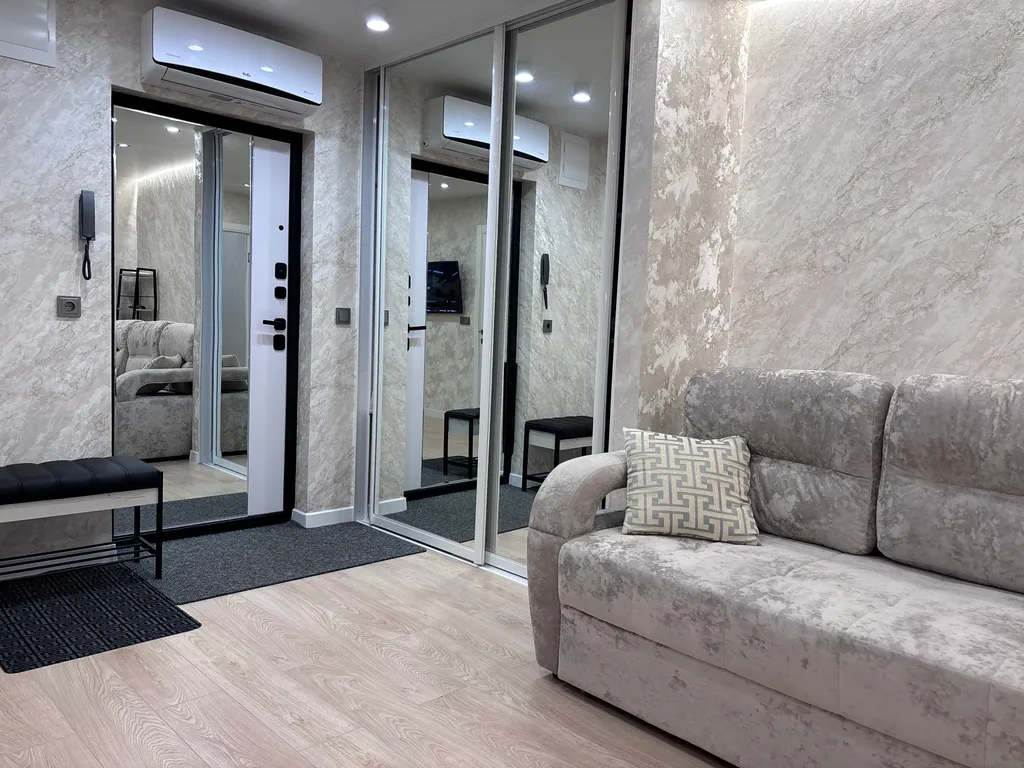 Евродвушка у озера новострой рядом с центром города МЖК Ледовая арена