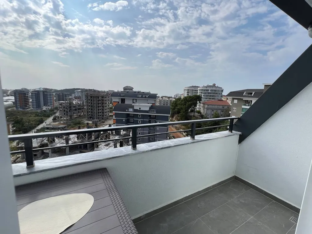 Стильные, комфортные апартаменты с видом на море Sky