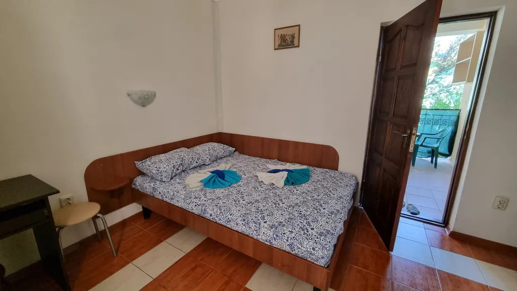 Номер 2 в пристройке с отдельным входом и верандой