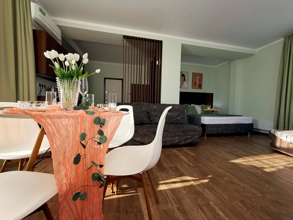 Апартаменты с видом на море. 3 минуты до пляжа. Для пятерых