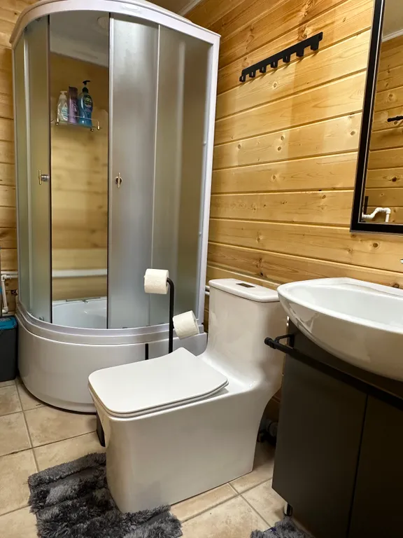 Дом с баней и чаном