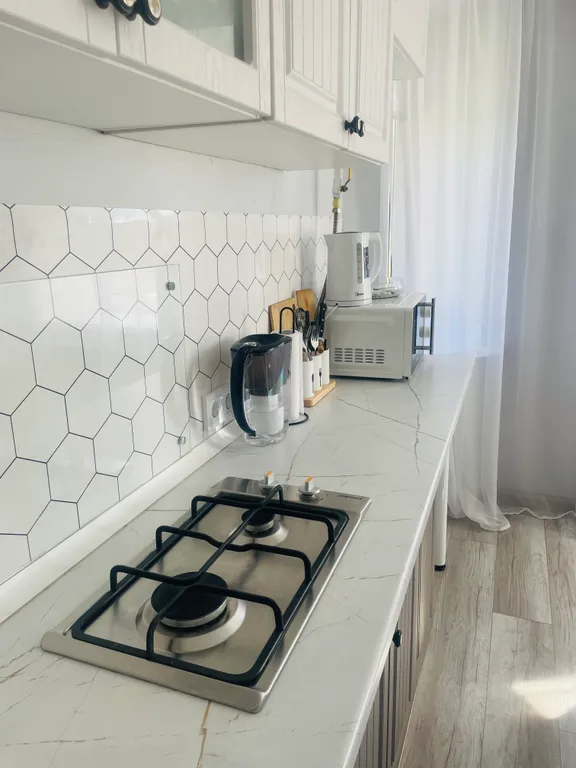 Просторная квартира с кухней-эркер