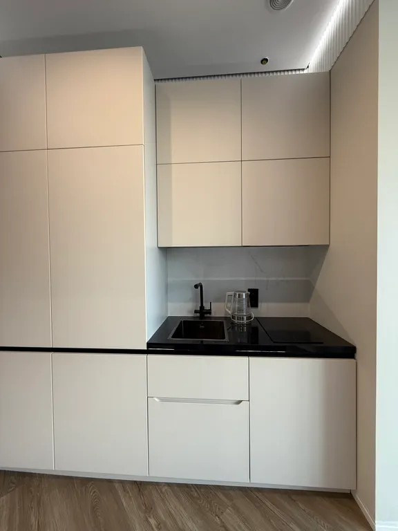 Новые апартаменты-студия на Тверской с потрясающий видом на центр Москвы