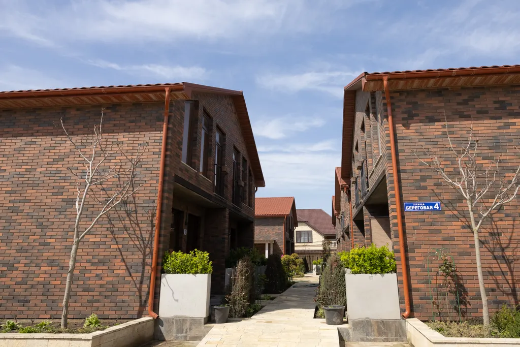 Дом у берега моря