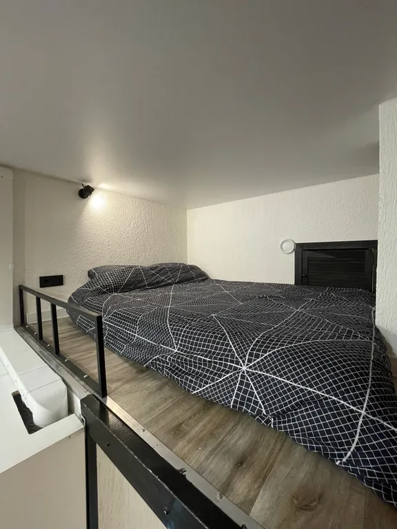 Квартира Квартира Студия в стиле loft рядом с Летним садом — Санкт-Петербург