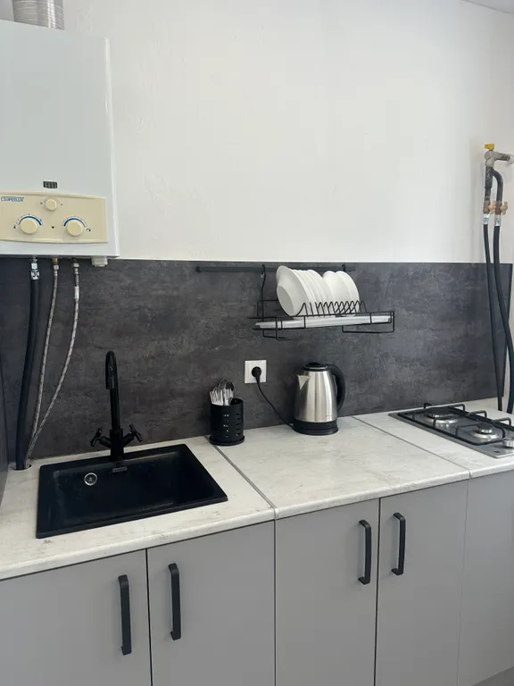 Двухкомнатная квартира в центре Завеличье