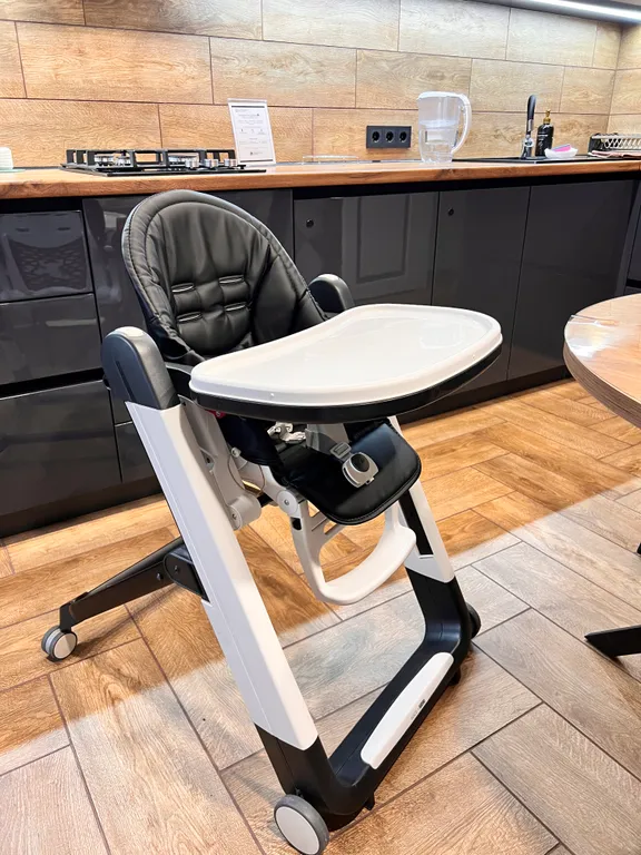 Уютная 2-я квартира в тихом районе города недалеко от трассы М4