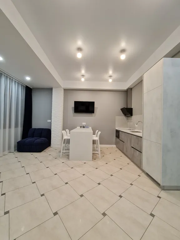 Люкс студия возле парка с видом на море