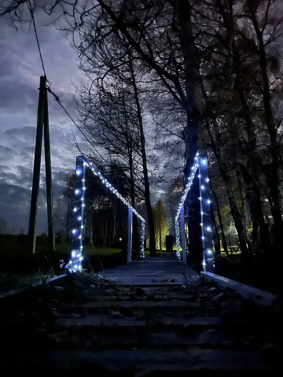 Уютный дом у озера