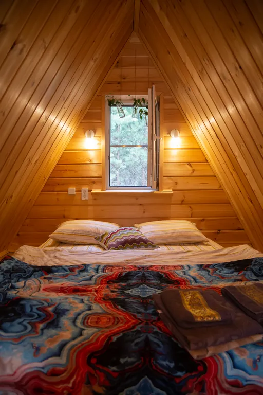 Гостевой домик A-frame в сосновом лесу