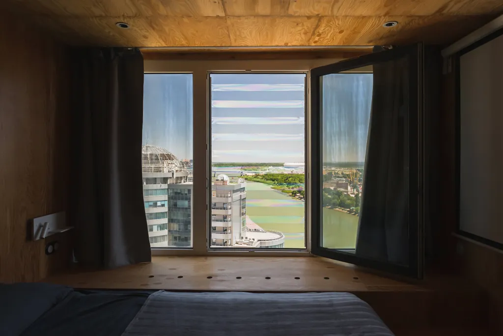 Уникальная студия с самым высоким подиумом