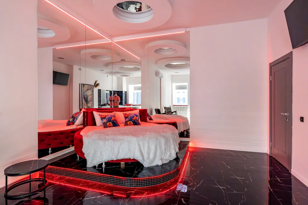 Роскошная квартира с джакузи на Невском в самом сердце города