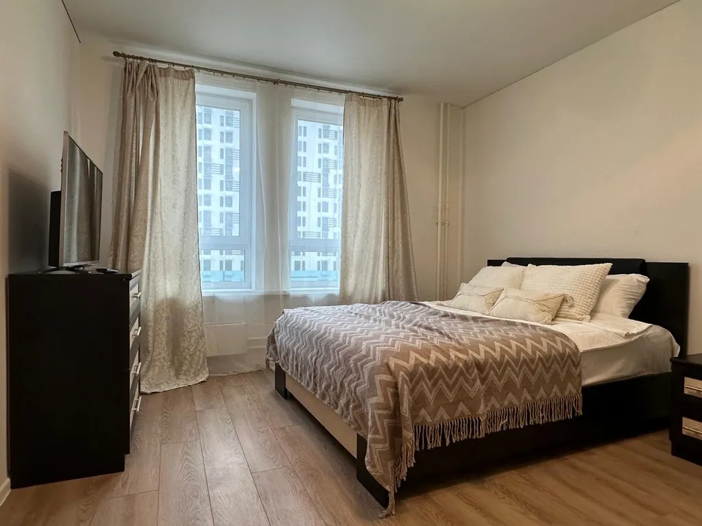 Просторная квартира в центре — аренда посуточно в Мытищи