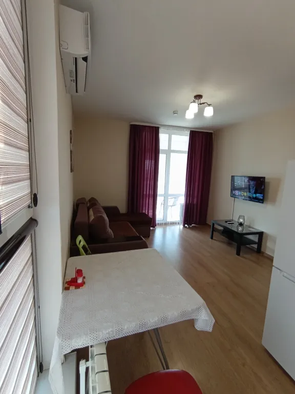 Солнечная квартира с красивым видом на город