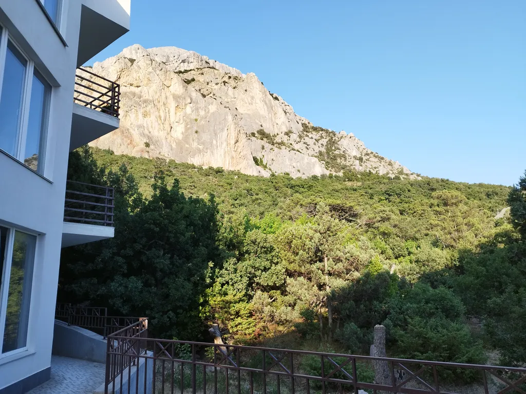 Квартира в бухте Ласпи у моря