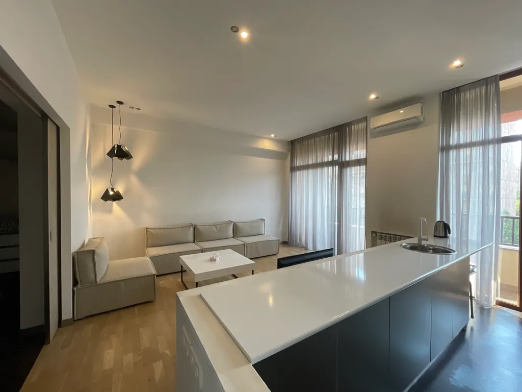 Метро Апартамент