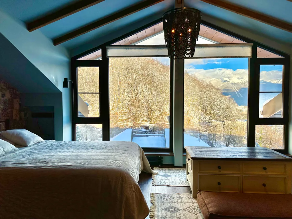 Двухуровневый апартамент с видом на горы