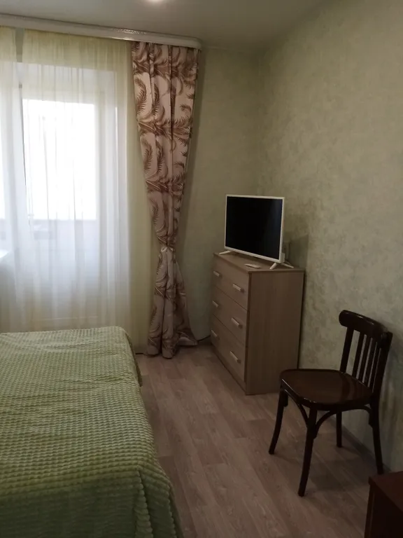 Уютная квартира в Юго-западном районе с видом на Спасо-Яковлев монастырь