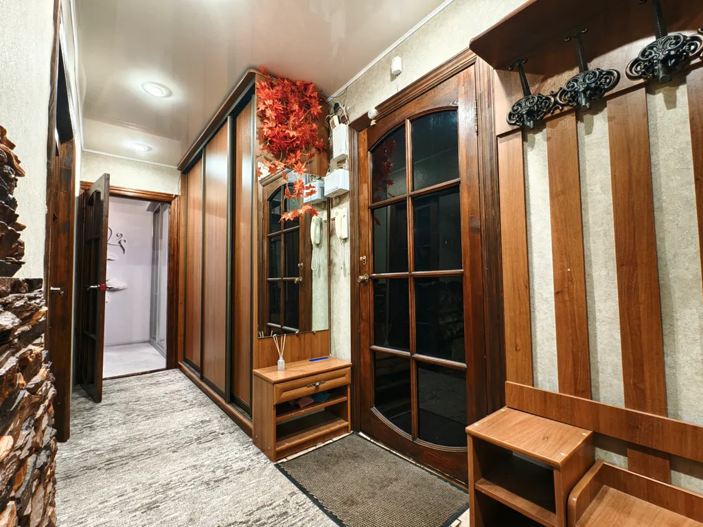 Двухкомнатная квартира у озера Полевая