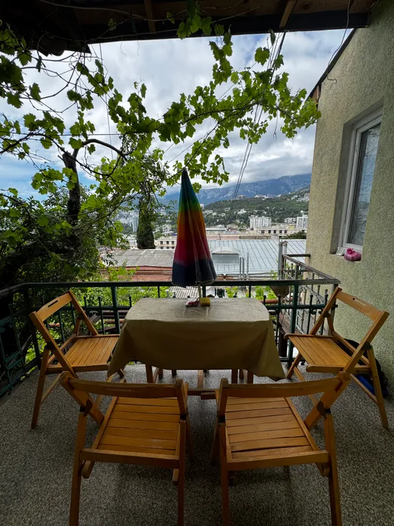 Квартира рядом с Массандровским пляжем