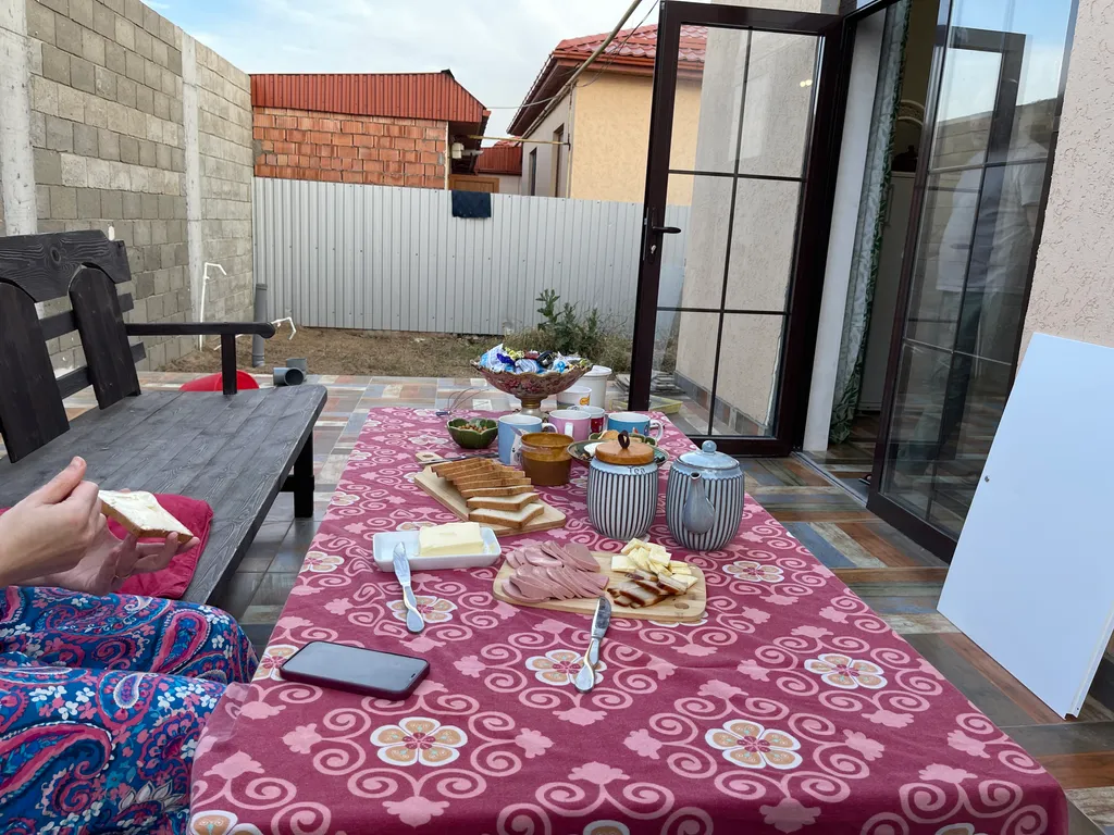 Уютный домик на берегу моря