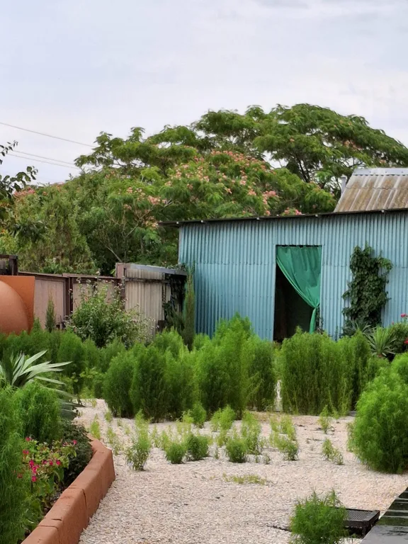 Домик с отдельным входом двумя комнатами кухней