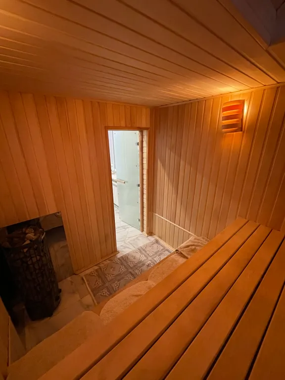 Частный дом с сауной