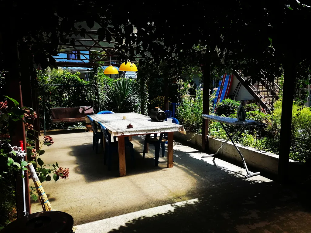 Квартира Уютная комната с удобствами на территории частного дома — Адлер