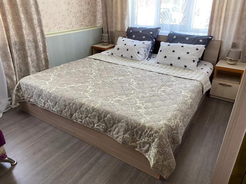 Квартира Апартаменты Гармония — Ейск