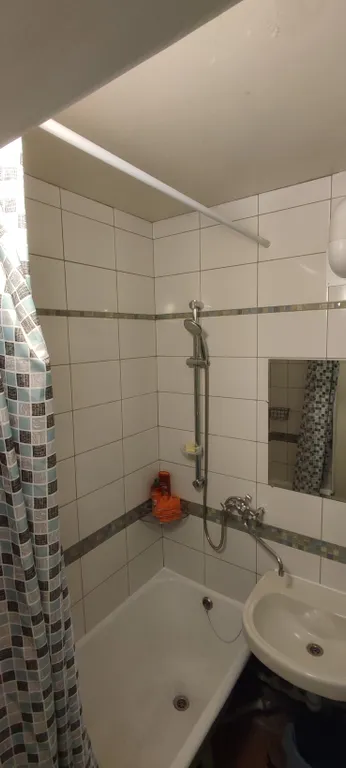 Квартира у горы, с балконом