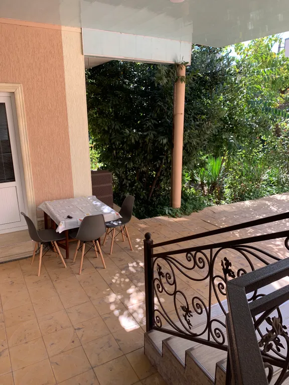 Коттедж Дом в центре города — Дербент