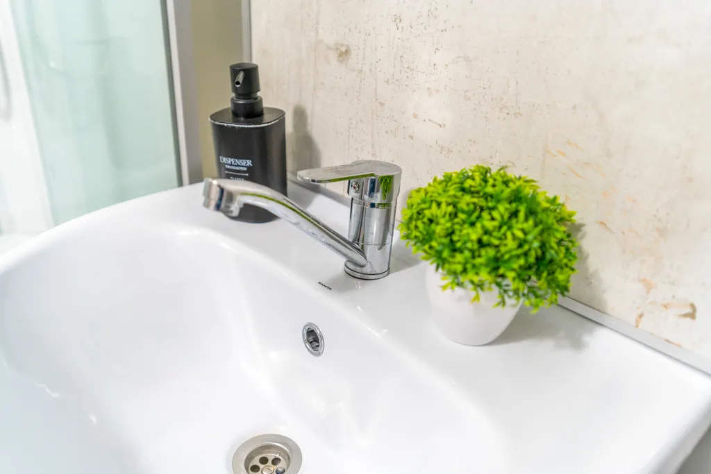 Апартамент с угловой солнечной спальней и видом на город