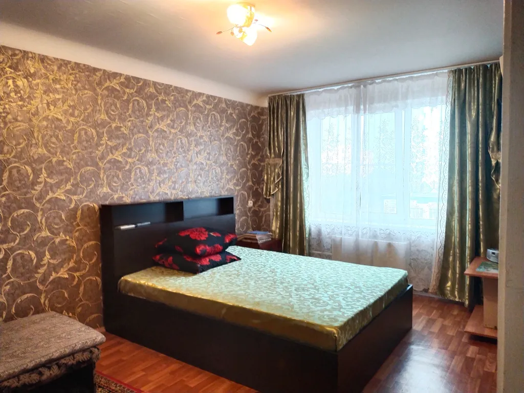 Уютная квартира в центре — аренда посуточно в Волжский