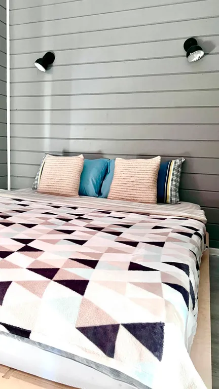 Уютный дом рядом с озером