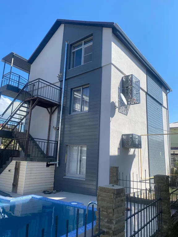 Коттедж Коттедж Аппартаменты с бассейном — Сириус