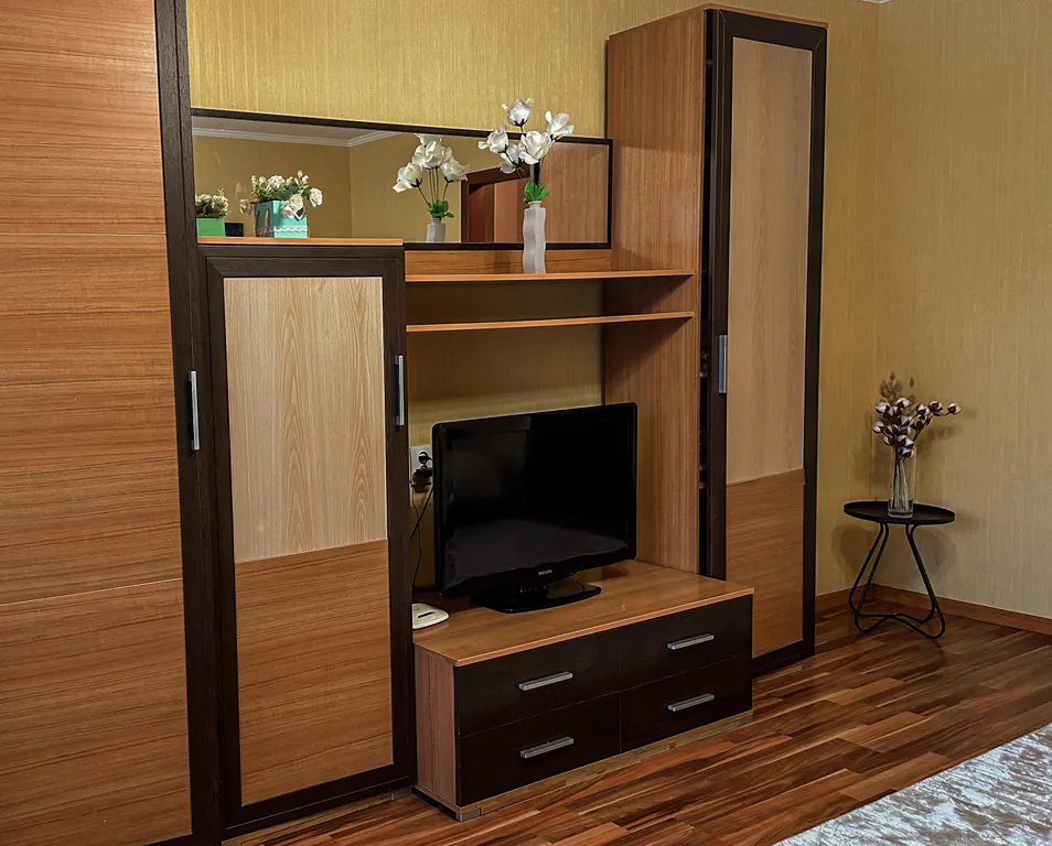 Квартира Двухкомнатные Апартаменты на Кирова — Самара