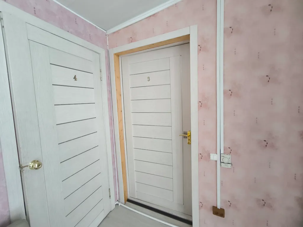 Комфортабельный 2-этажный дом с панорамным остеклением и русской баней