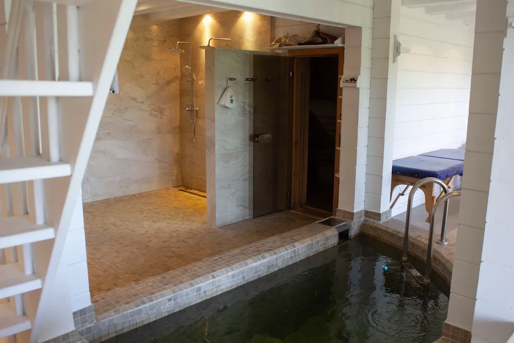 Вилла в Беларуси на озере Мядель